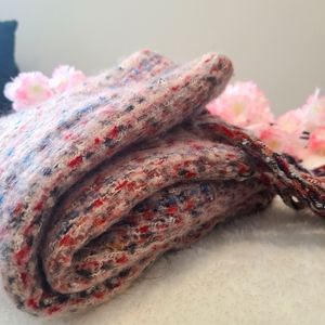 Beautiful big cozy scarf-New
